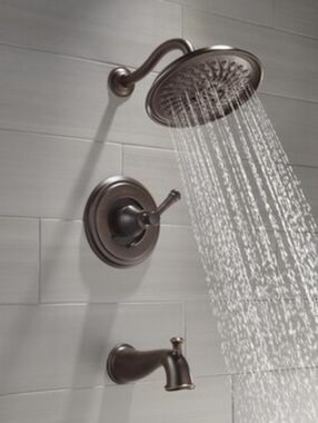 Delta Valdosta SpotShield Oil Rubbed Bronze Showerhead NEW IN BOX